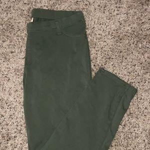 Green jeggings